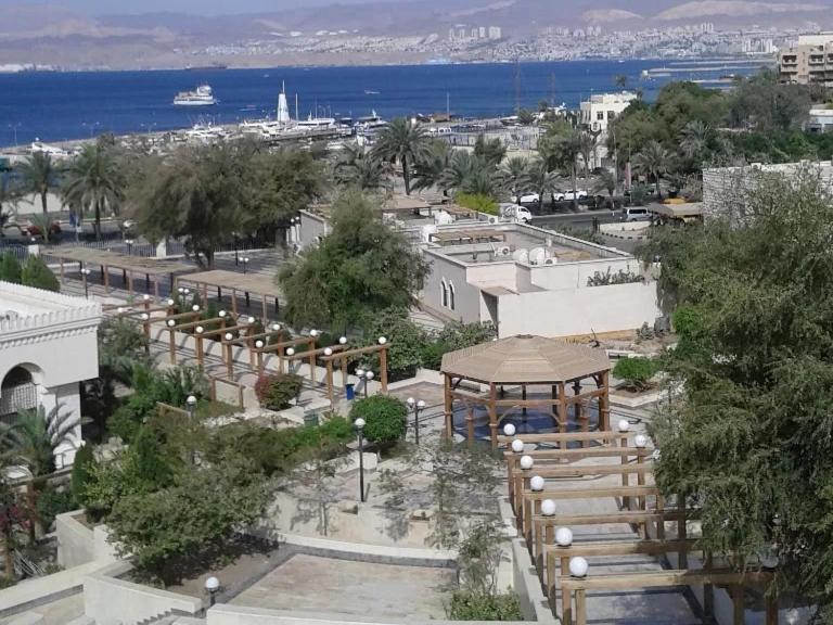 Al Shula Hotel Aqaba Esterno foto